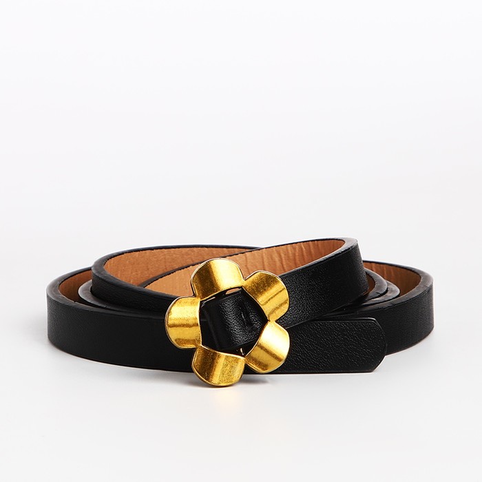 

Ремень женский NoBrand 9865590 черный, 105 см