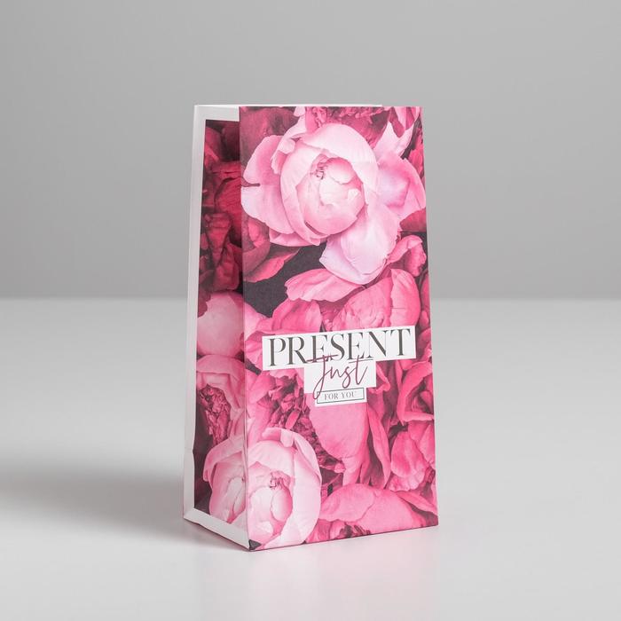 

Пакет подарочный без ручек "For you", 10 x 19.5 x 7 см