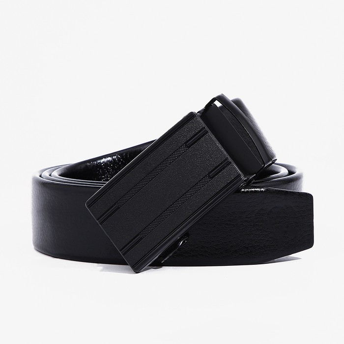 

Ремень мужской NoBrand 9952466 черный