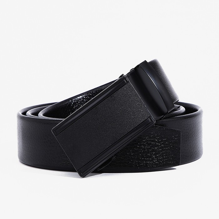 

Ремень мужской NoBrand 9953719 черный