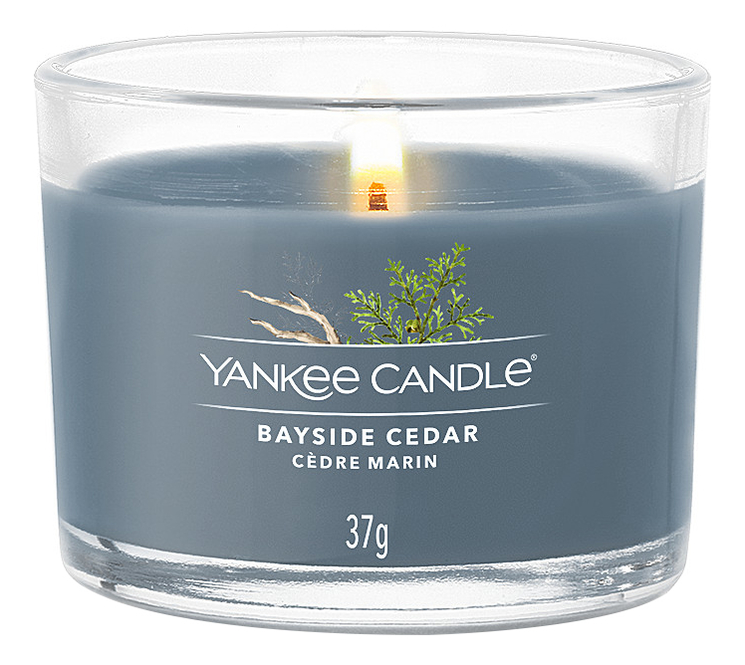 

Ароматическая свеча Yankee Candle Bayside Cedar 37г, 406957