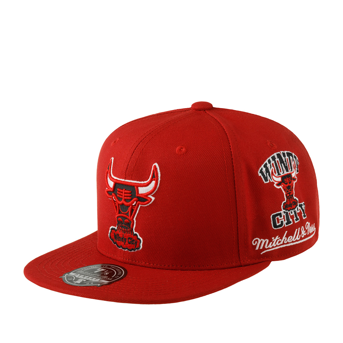 

Бейсболка унисекс Mitchell & Ness 6HSFSH22016-CBU Chicago Bulls NBA красная, р.60, Красный, 6HSFSH22016-CBU Chicago Bulls NBA