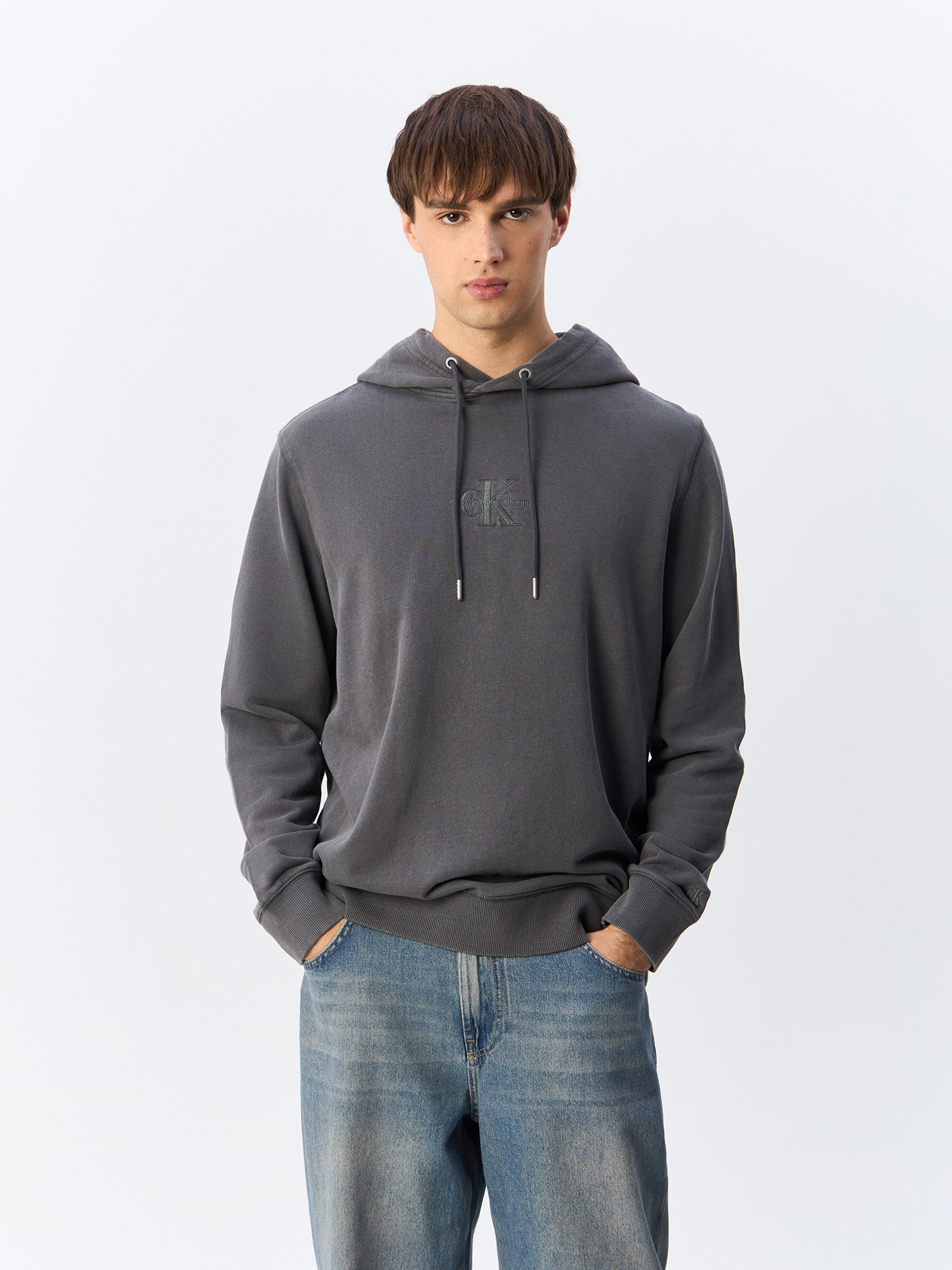 

Худи мужское Calvin Klein Jeans J30J325633 серое L, Серый, J30J325633