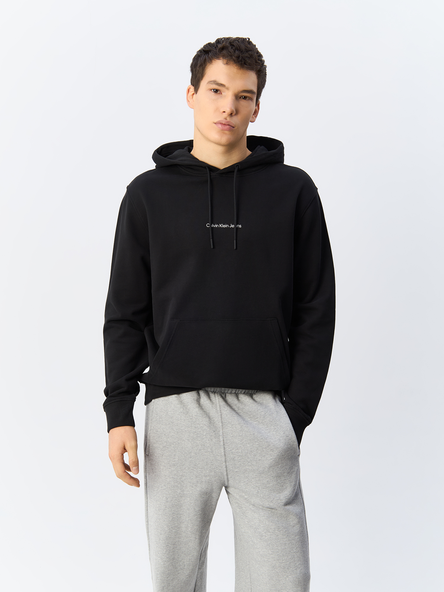 

Худи мужское Calvin Klein Jeans J30J325639 черное M, Черный, J30J325639