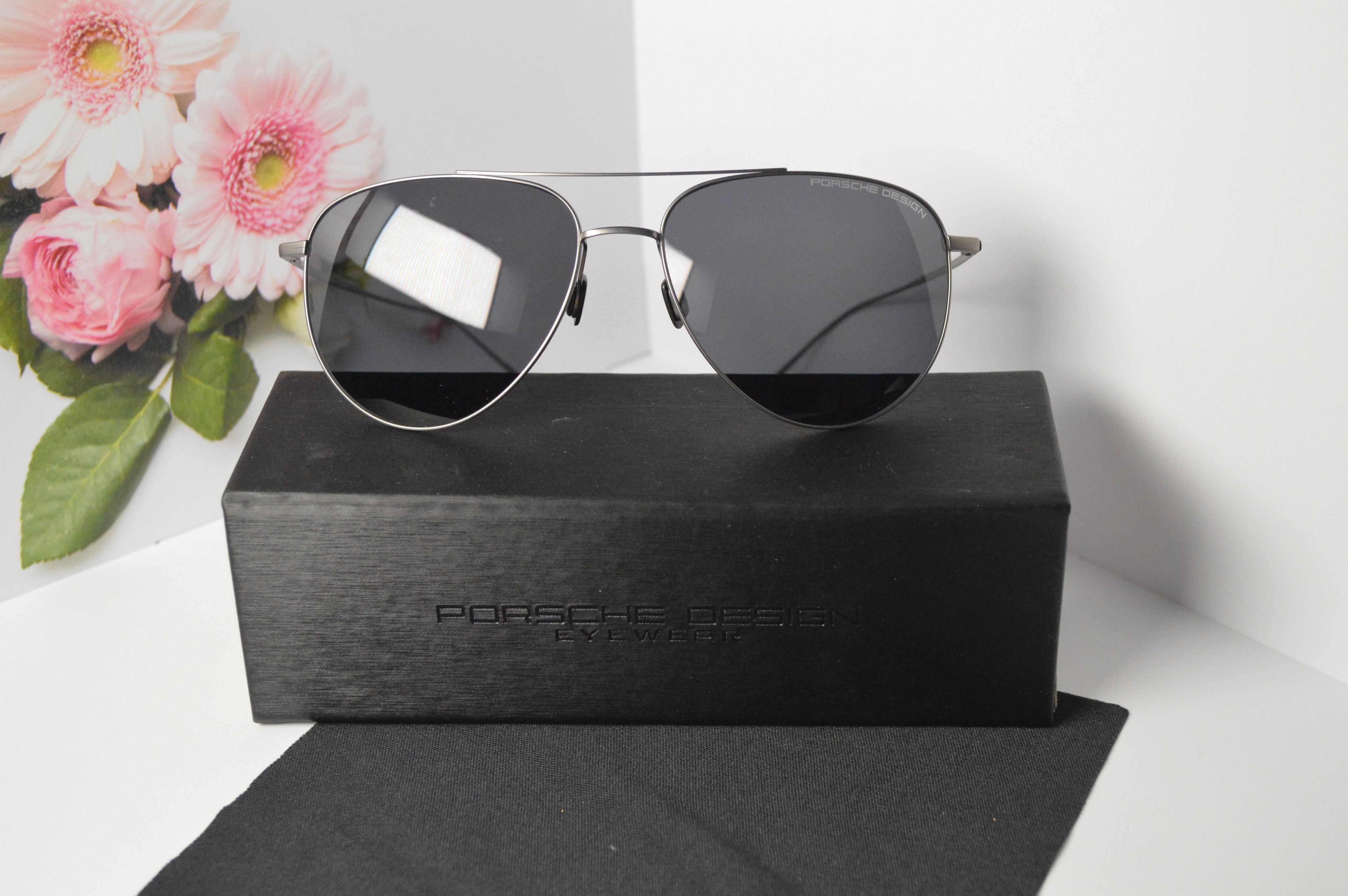 

Солнцезащитные очки унисекс Porsche design OL-SZO-PorscheDesign-P8939 серые, OL-SZO-PorscheDesign-P8939
