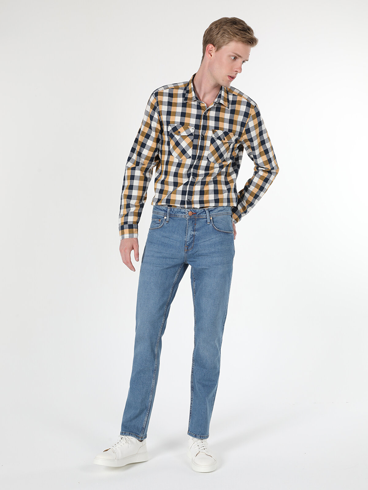 

Джинсы мужские Colin's Regular Fit голубые 33/32, Голубой, Regular Fit