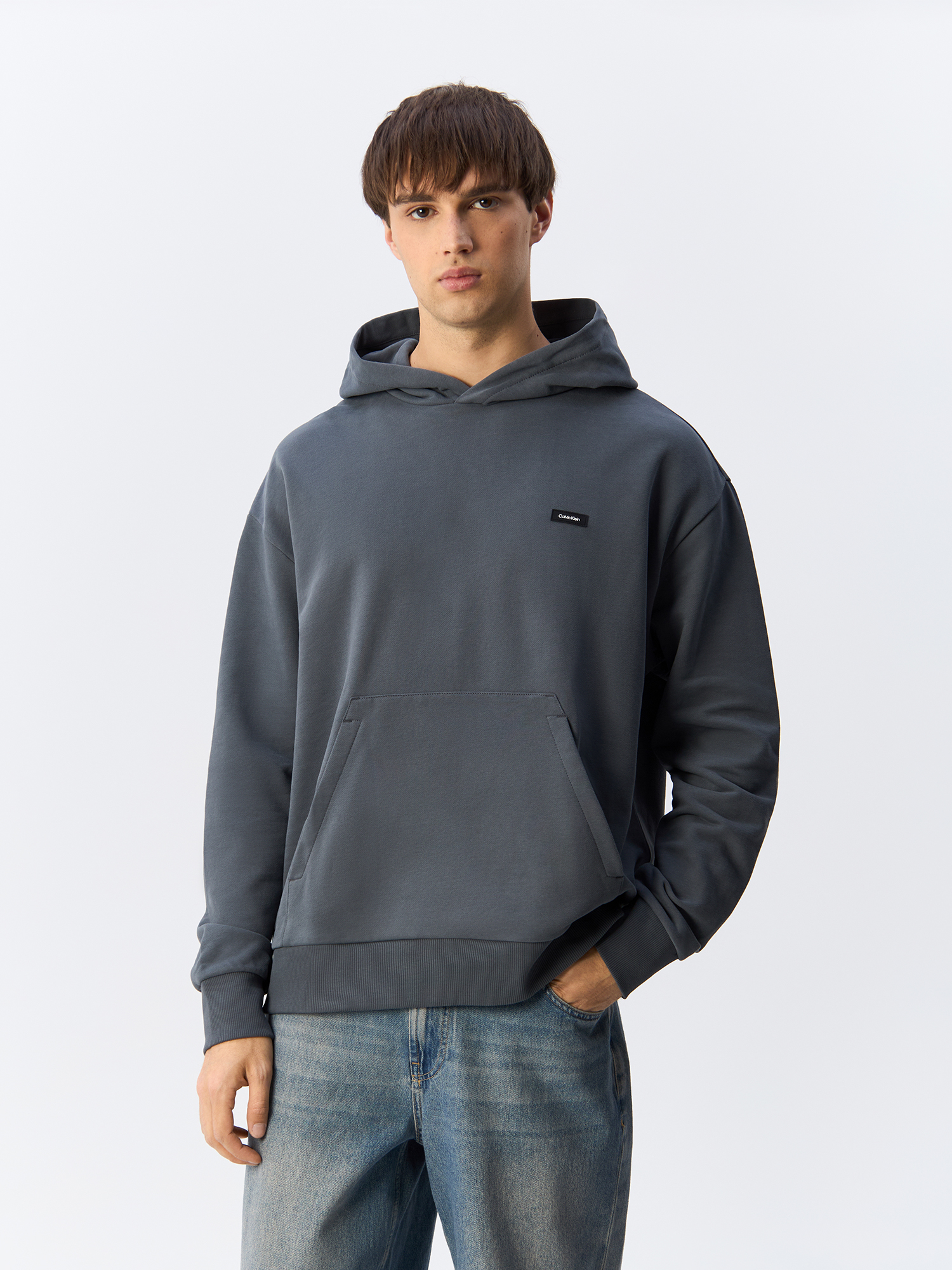 

Худи мужское Calvin Klein K10K112748 серое L, Серый, K10K112748