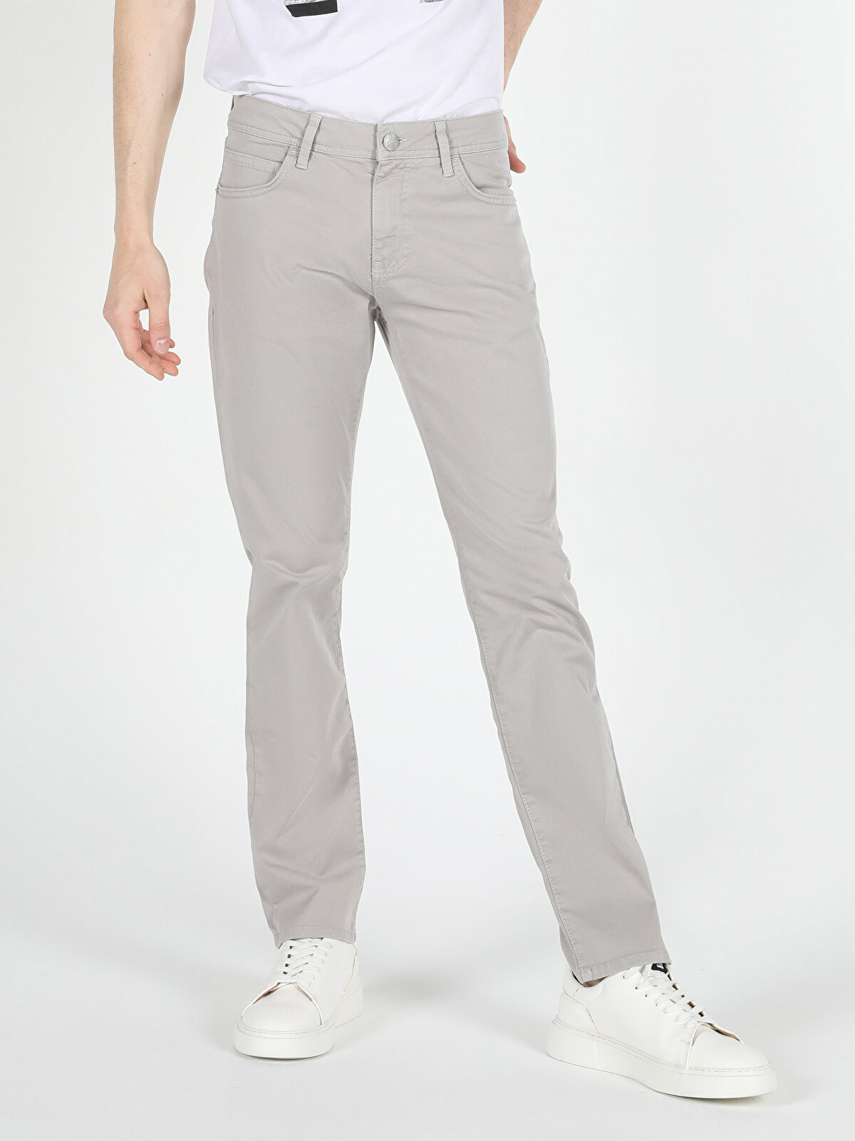 

Брюки мужские Colin's Straight Fit белые 29/32, Серый, Straight Fit