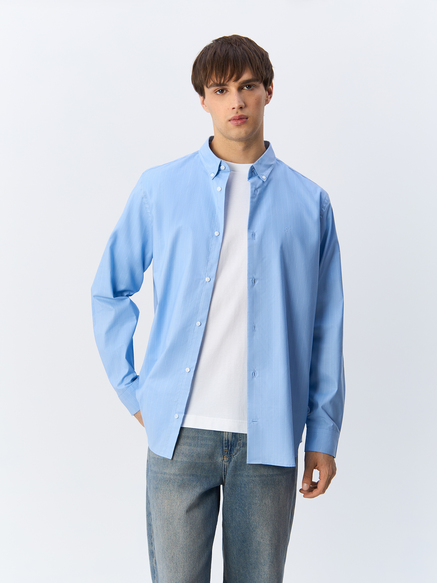 

Рубашка мужская Calvin Klein Oxford Stripe K10K113211 синяя XL, Синий, Oxford Stripe
