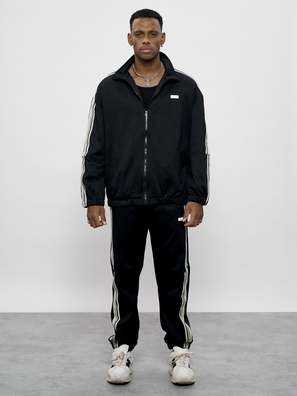 

Костюм мужской MTFORCE 15012 черный L, 15012