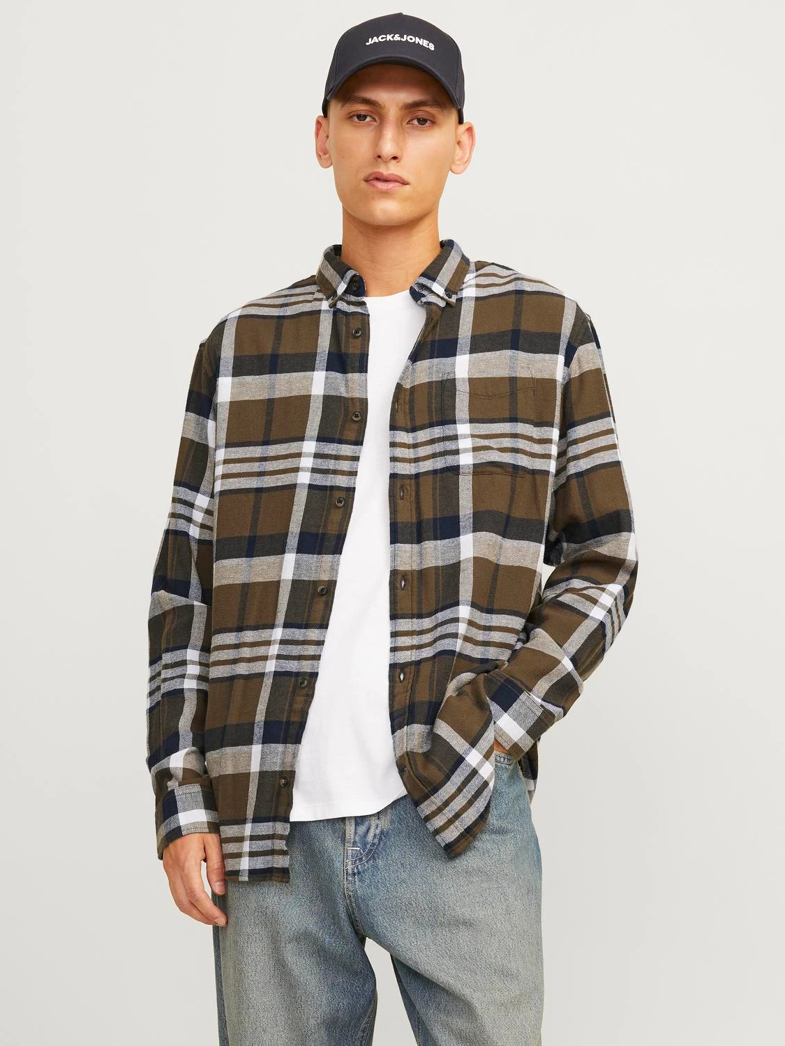

Рубашка мужская Jack & Jones Slim Fit Checked 12235982 разноцветная S, Разноцветный, Slim Fit Checked