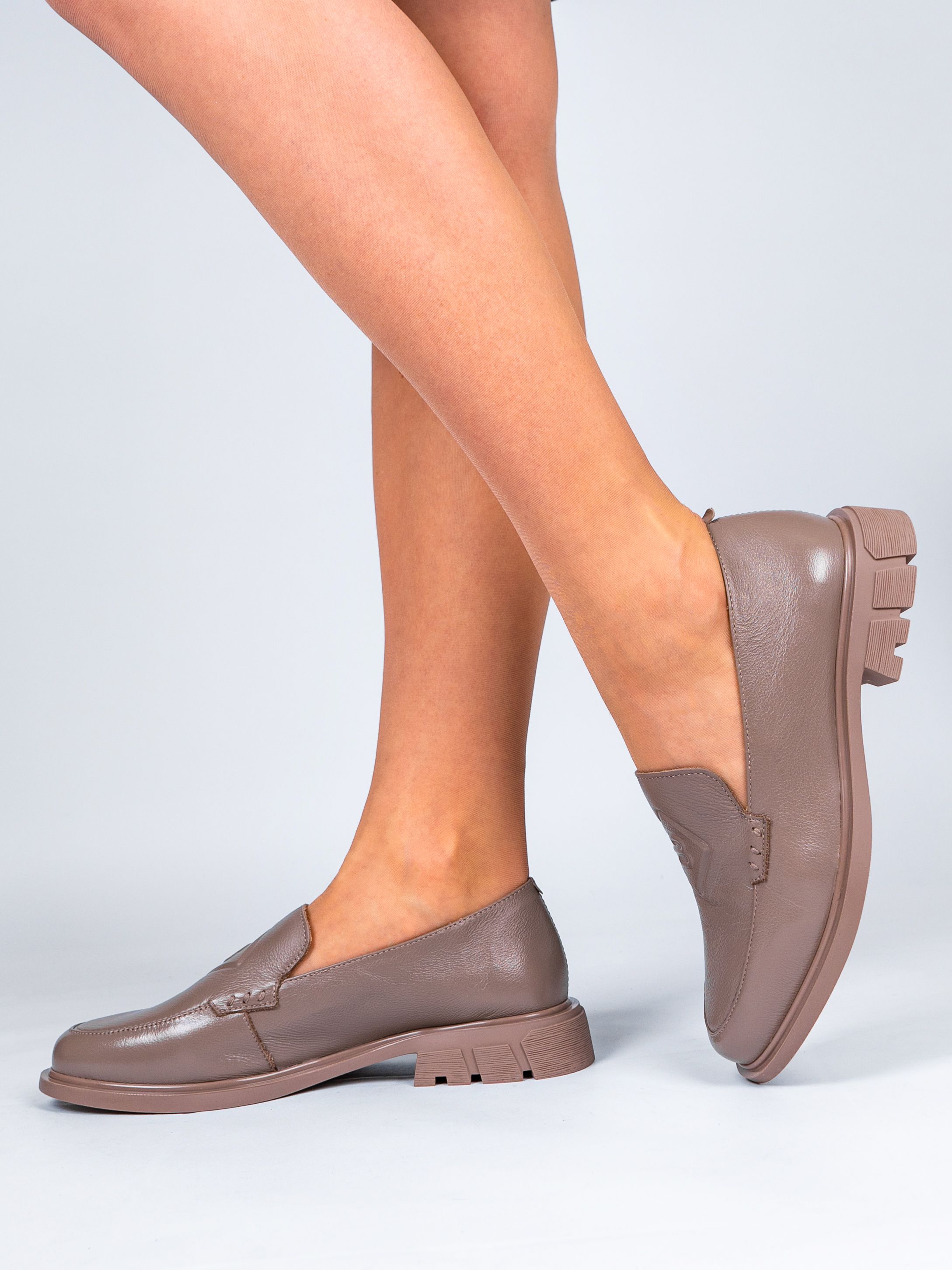 

Лоферы женские 365 A640-E362-5 бежевые 41 RU, Бежевый, A640-E362-5