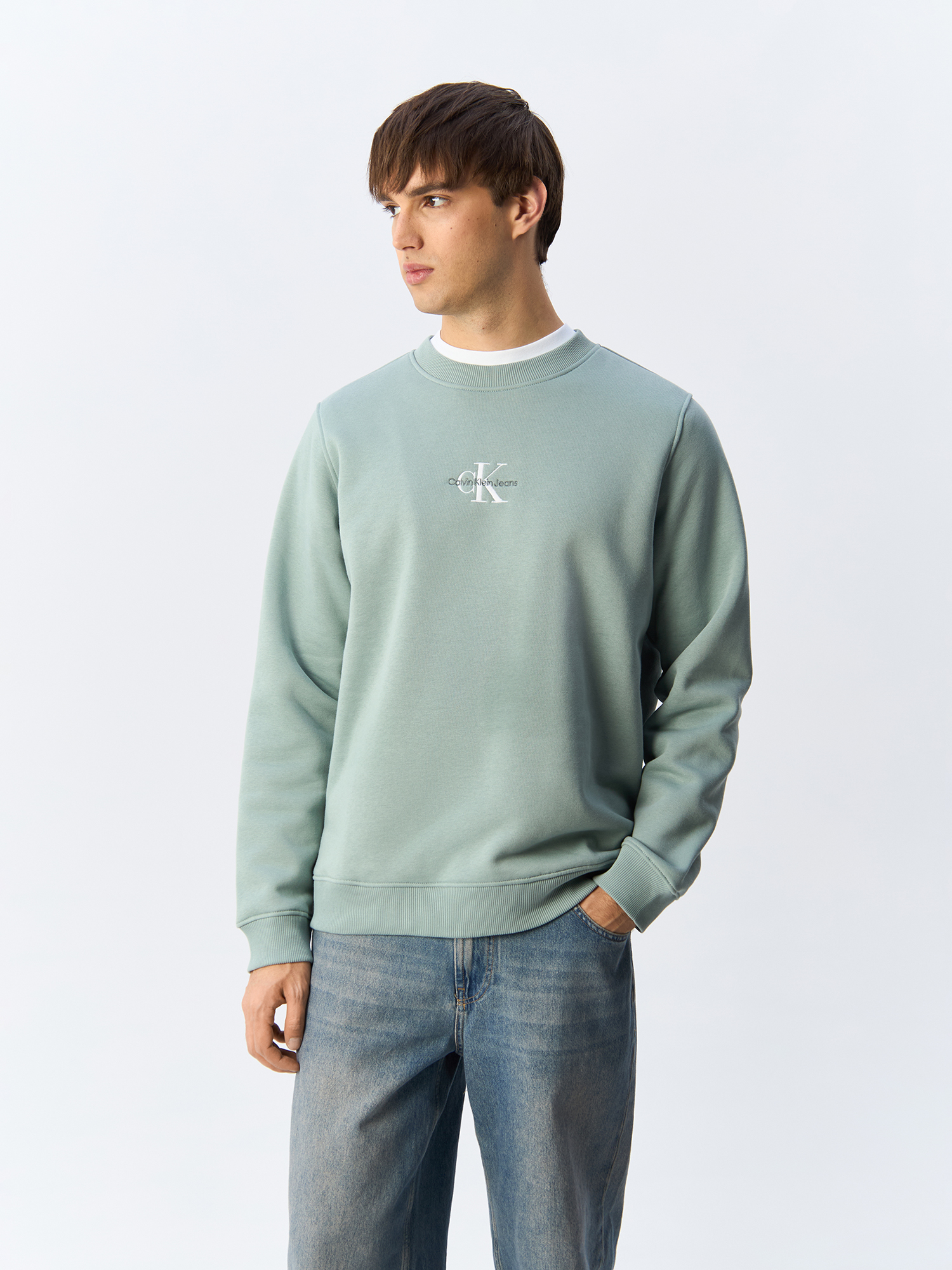 

Свитшот мужской Calvin Klein Jeans Monogrammed Sweatshirt J30J325630 серый M, Monogrammed Sweatshirt