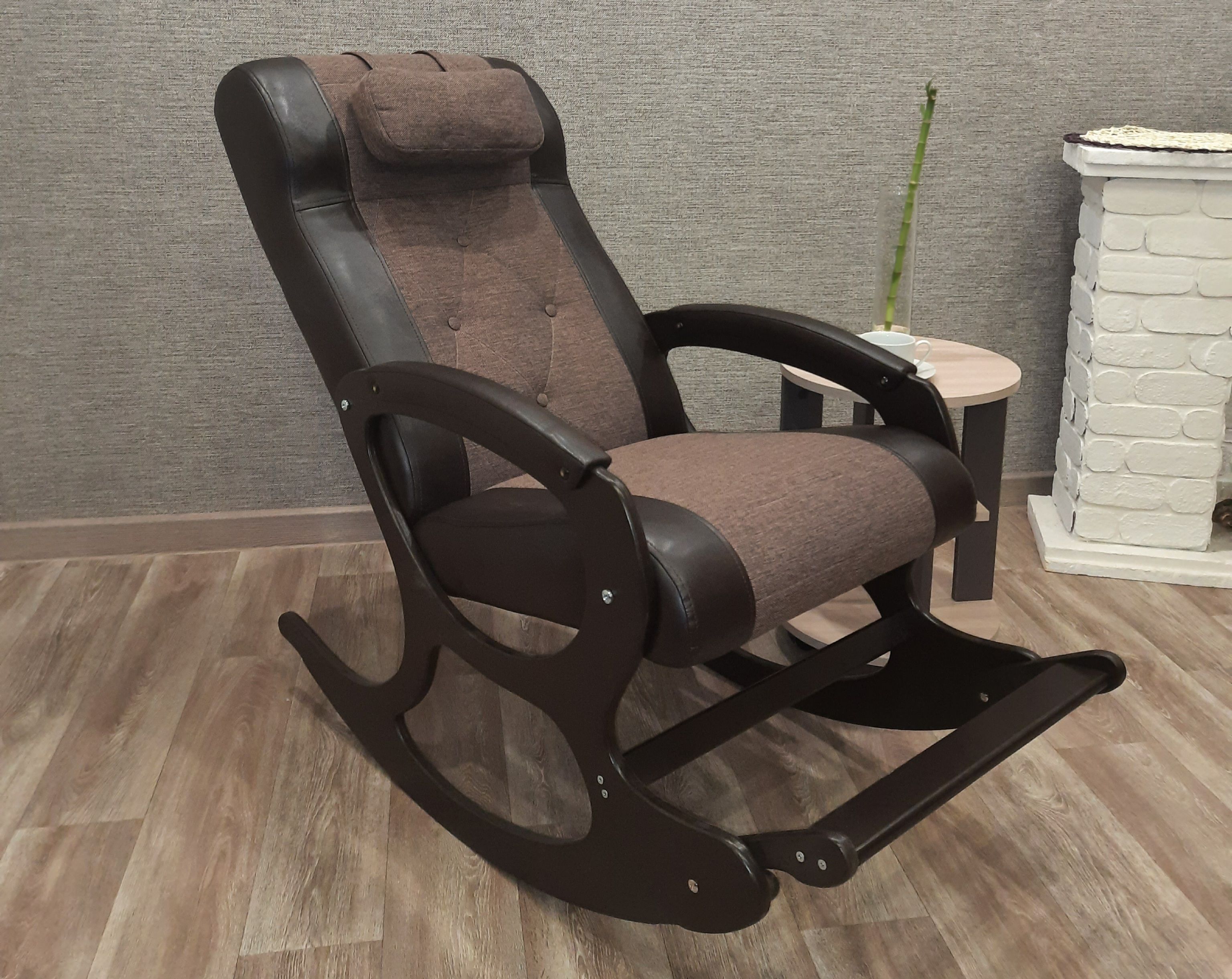 

Кресло-качалка с подножкой ЗАКАЧАЕШЬСЯ рогожка HUGO 26 и LATTE LUX 221 R002