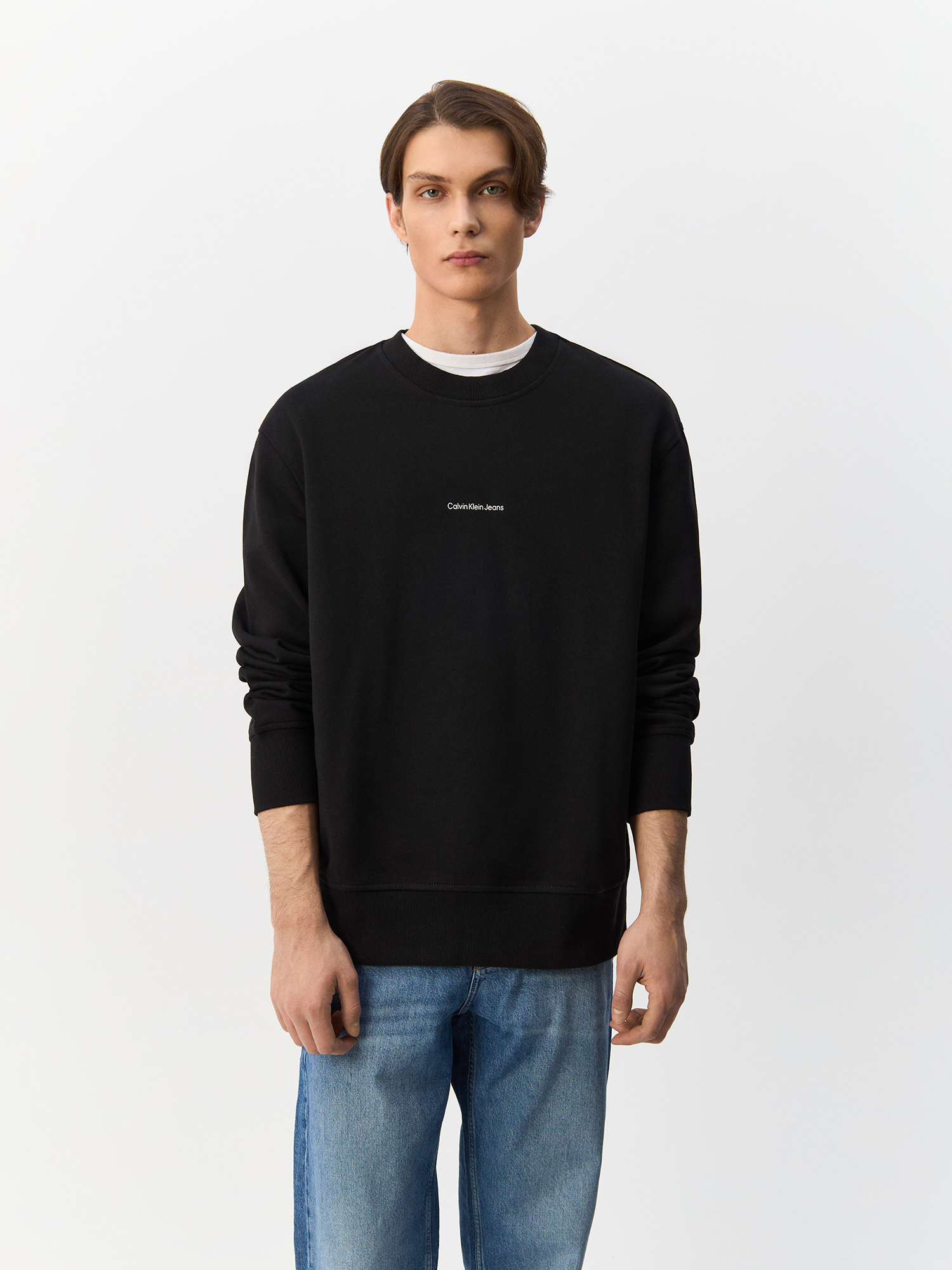 Свитшот мужской Calvin Klein City Grid Map Crew Neck J30J326790 черный L 12590₽