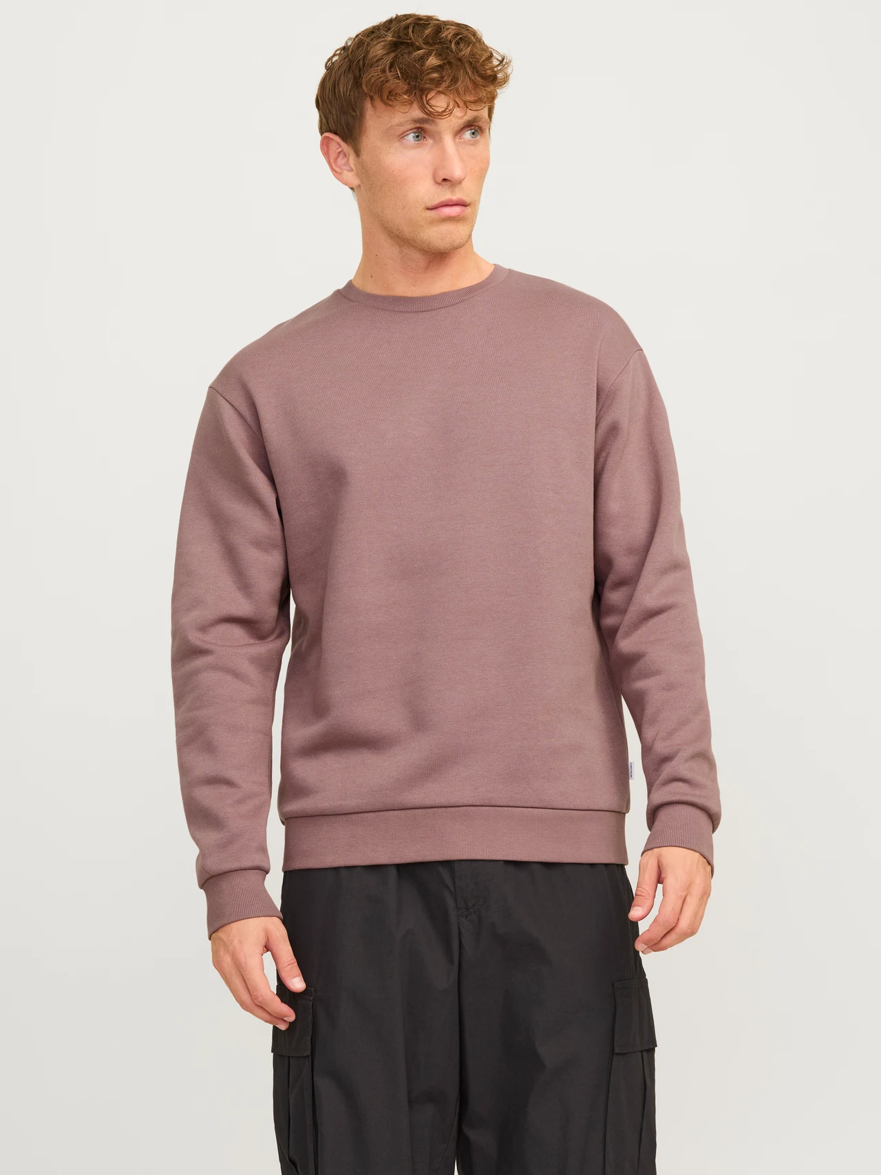 Свитшот мужской Jack Jones Plain Crew neck Sweatshirt 12249341 розовый L 3590₽