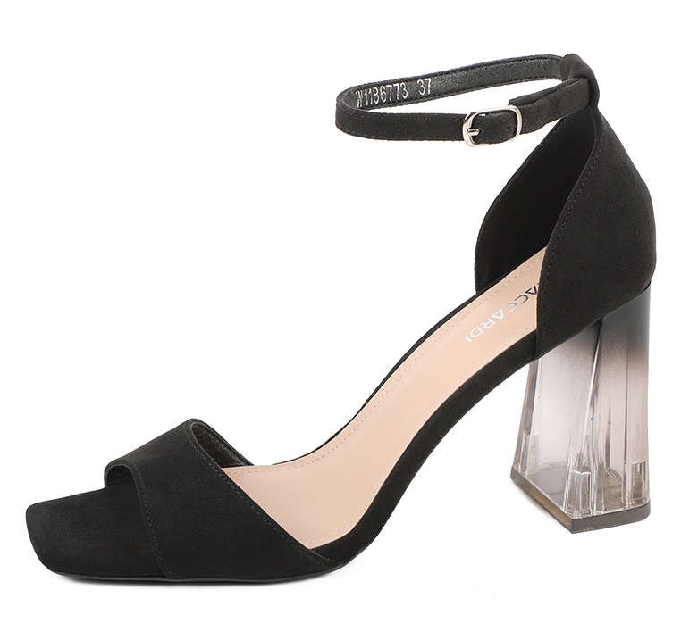 

Босоножки женские T.Taccardi 226997 черные 35 RU, Черный, 226997