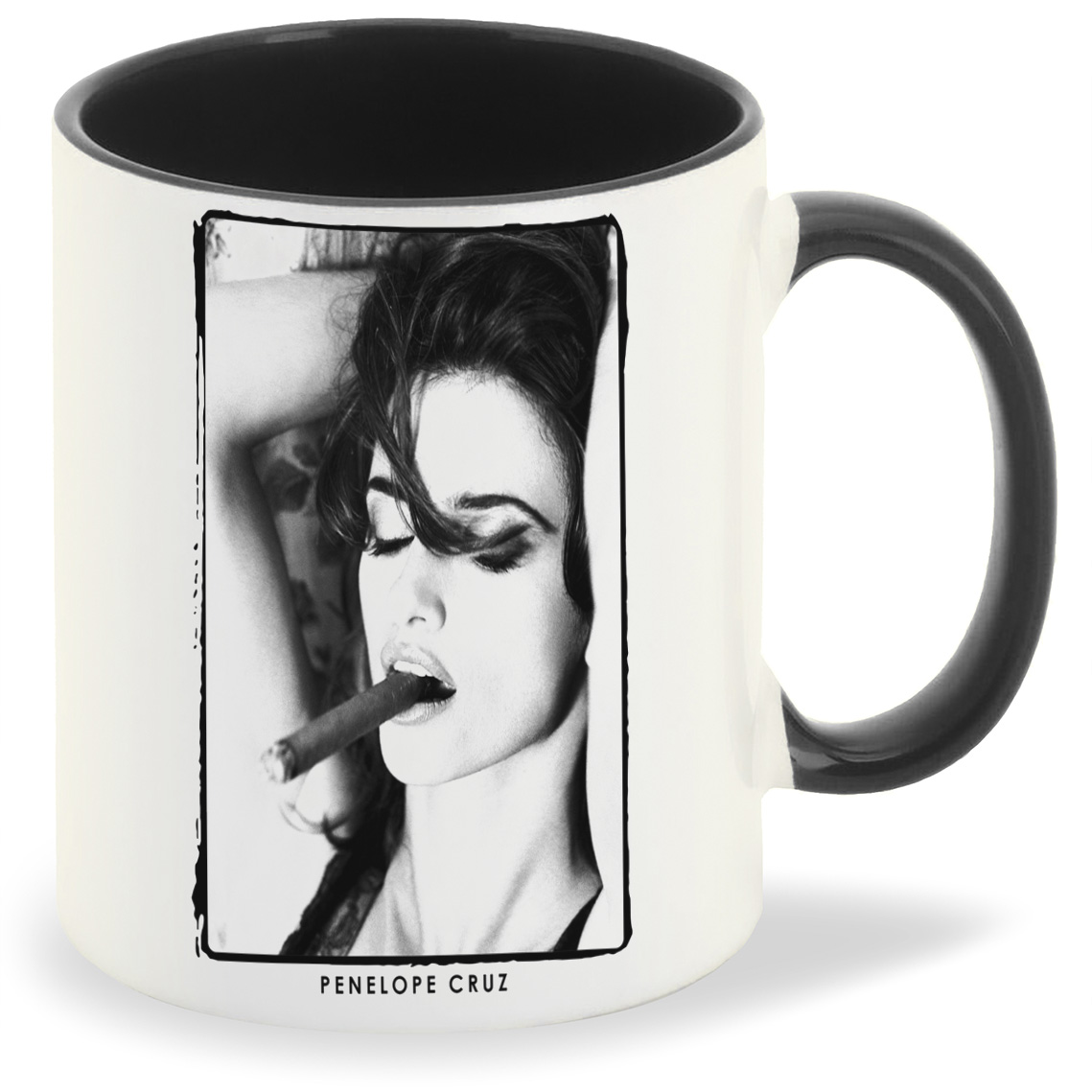 

Кружка CoolPodarok Девушка с папиросой, Девушка с папиросой