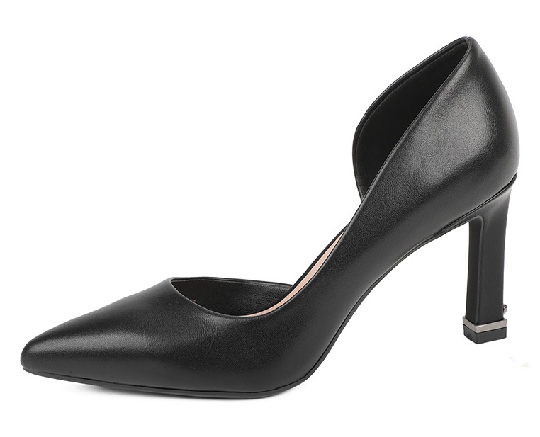 

Туфли женские T.Taccardi 227054 черные 38 RU, Черный, 227054
