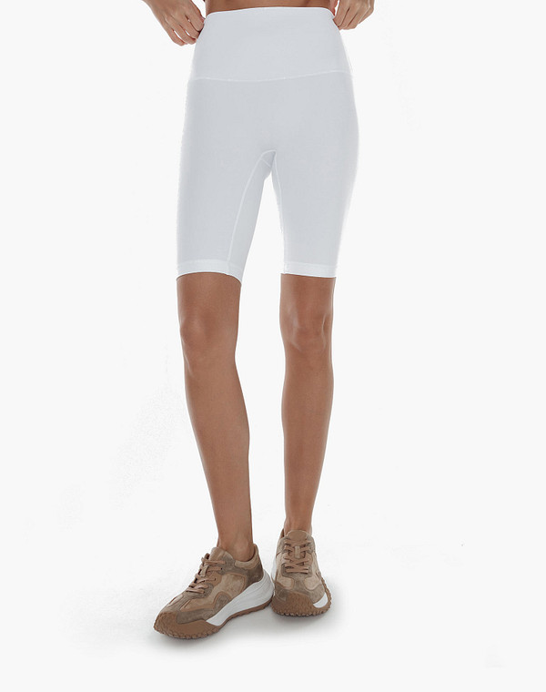 Шорты женские 234-3186-2401 Mascotte белые XS