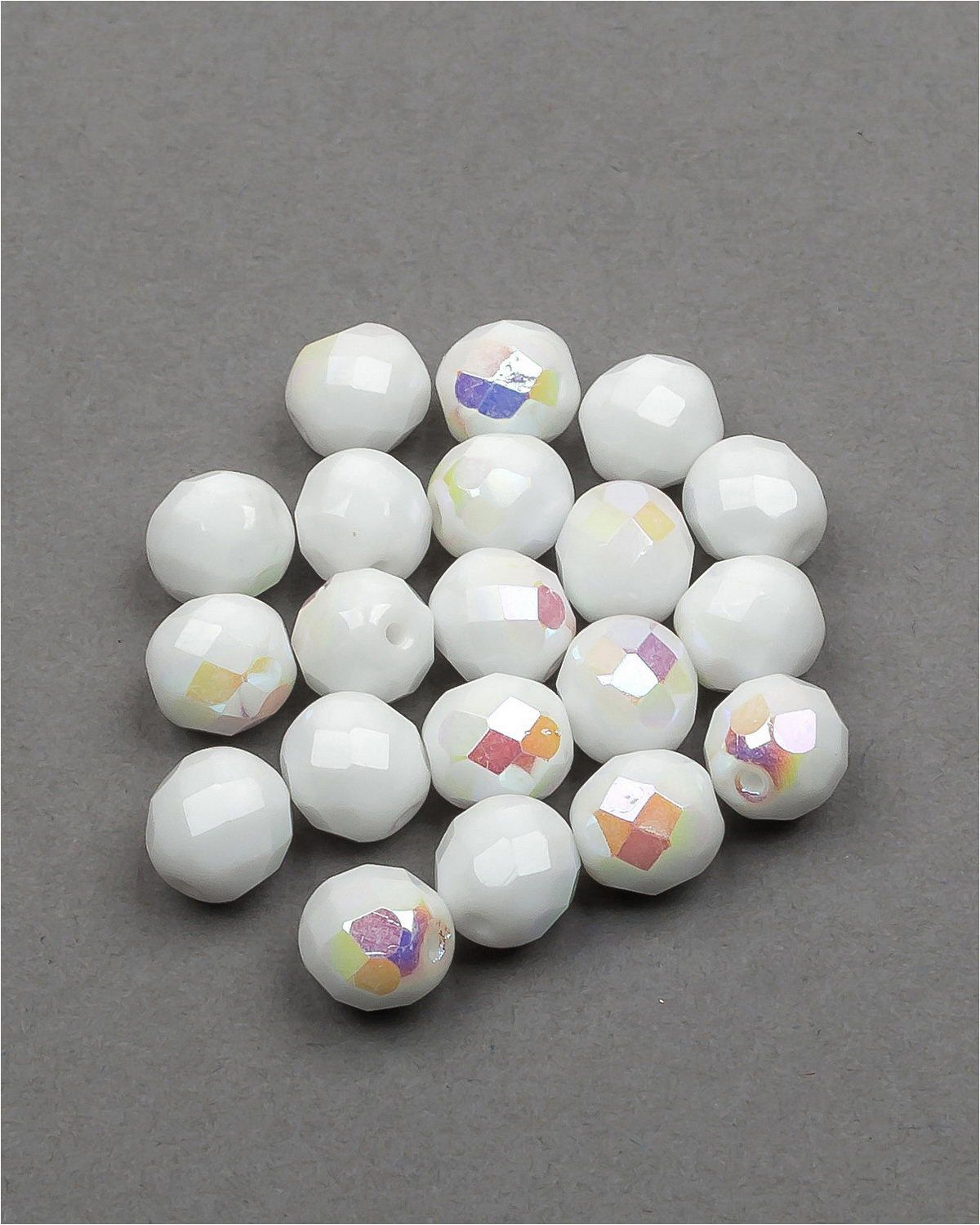 

Стеклянные чешские бусины Fire polished beads ганеные круглые 8 мм Chalk White AB 20шт, Белый, FP-8