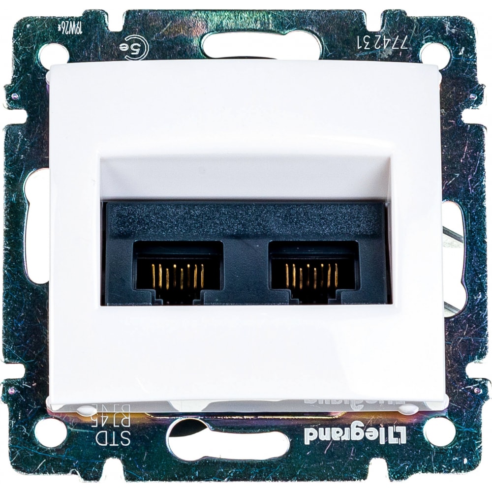 

Механизм информационной розетки Legrand Valena 774231