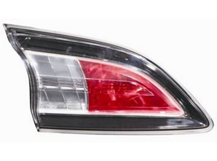 

Фонарь внутренний LORANZ левый Мазда 3 хетчбек BL 2009-2012 BCW8513G0EM