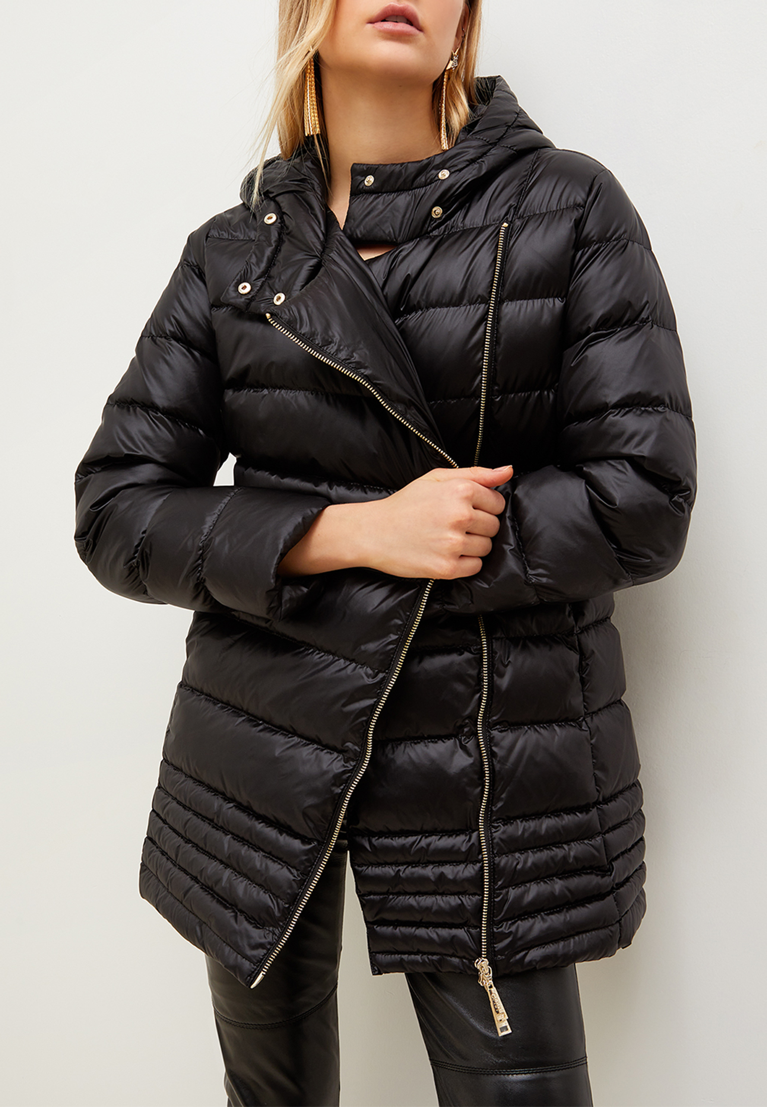 Куртка женская Liu Jo 148496 черная XS