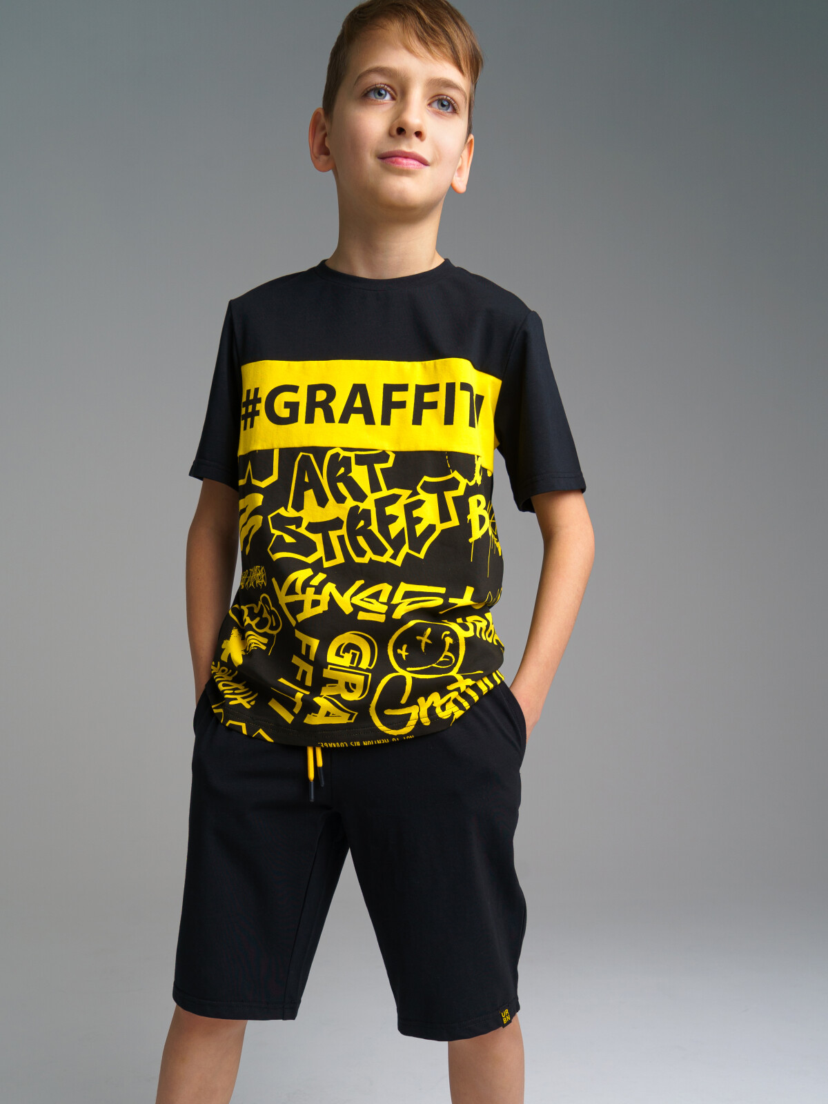 Комплект: футболка, шорты для мальчика PlayToday 32211064 черный, жёлтый, 128