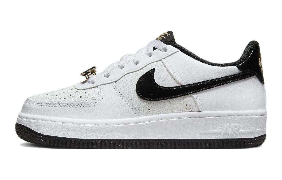 

Кеды унисекс Nike Air Force 1 Low World Champions GS белые 39 EU, Белый, Air Force 1 Low World Champions GS