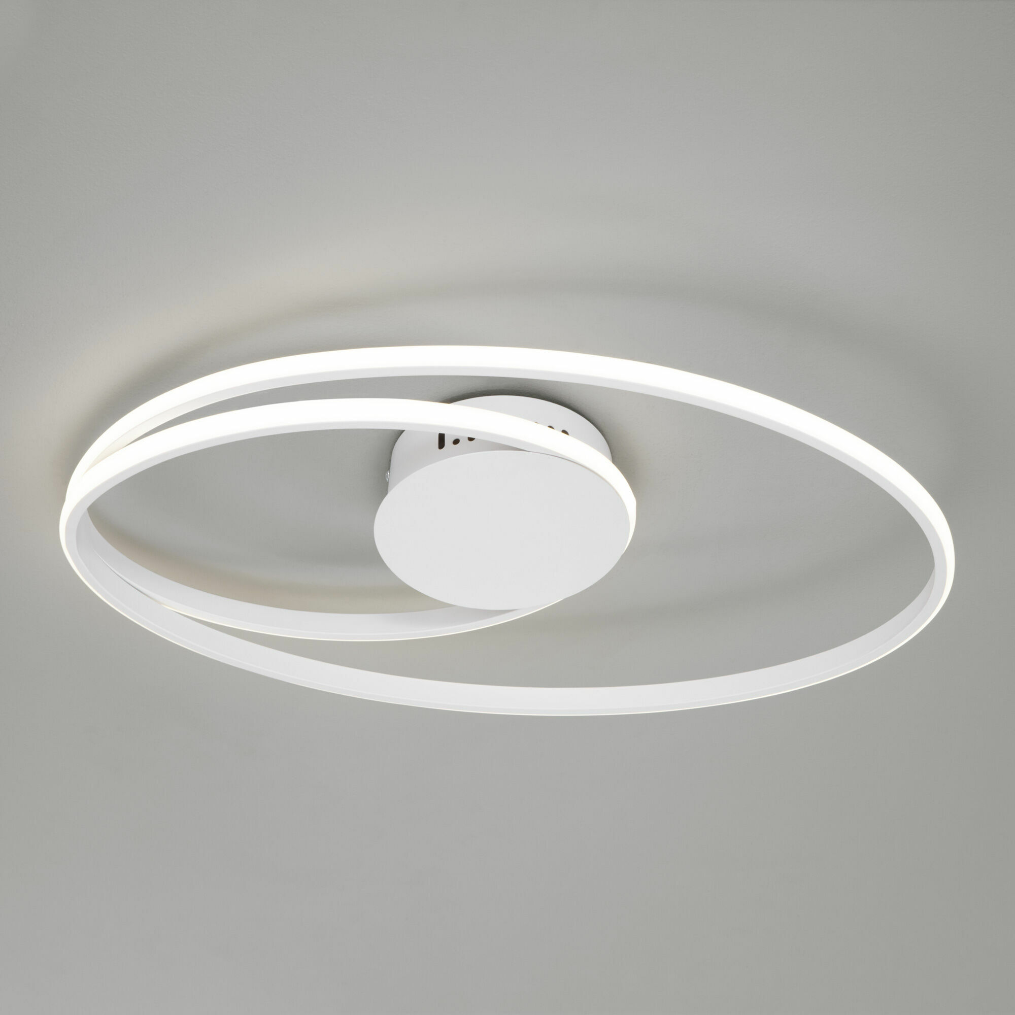 Потолочный светильник Eurosvet Caroline 90250/1 белый светодиодный