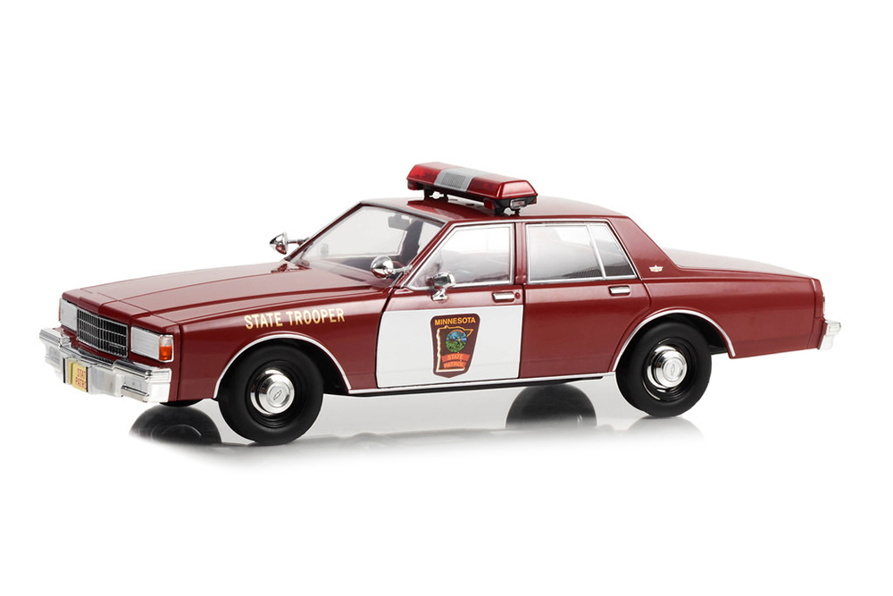 

Модель коллекционная Chevrolet caprice minnesota state trooper 1987 (из т/c фарго), Красный