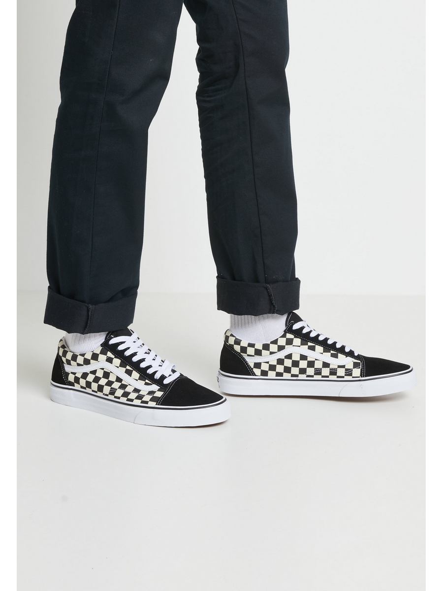 

Кеды унисекс Vans VA215B04R черные 39 EU, Черный, VA215B04R
