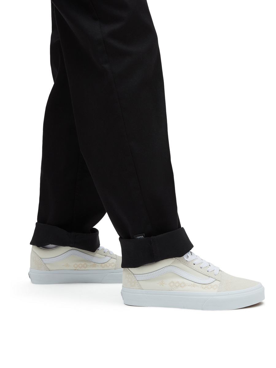 

Кеды унисекс VANS VA215O0BS белые 46 EU, Белый, VA215O0BS