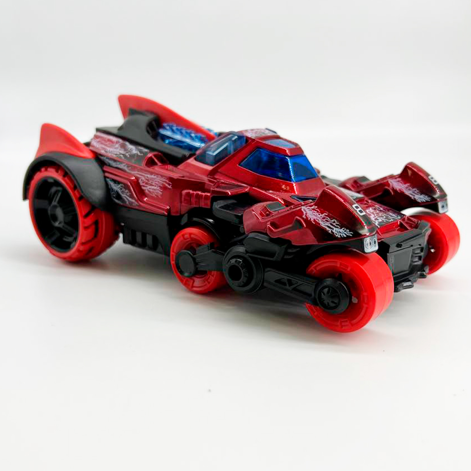 

Бетмашина с мотоциклами Market toys lab масштаб 1:16 инерционная красный