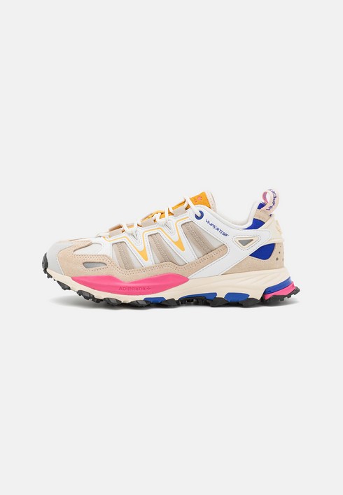 

Кроссовки женские Adidas Originals Hyperturf бежевые 37 1/3 EU (доставка из-за рубежа), Бежевый, Hyperturf