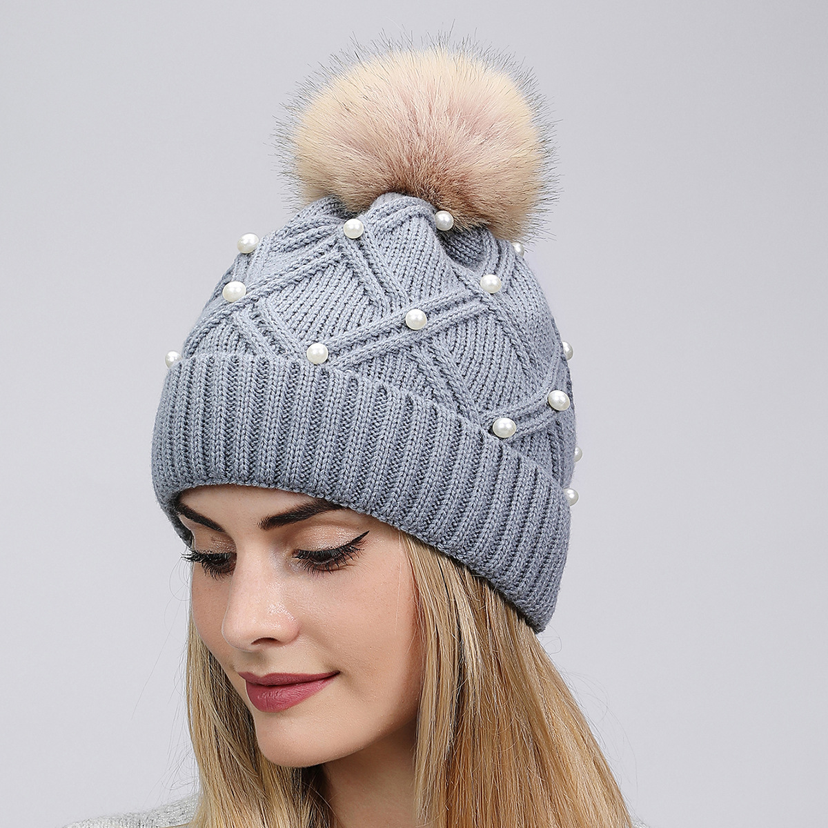 

Шапка женская WASABI TREND WH-00020 серая, Серый, WH-00020