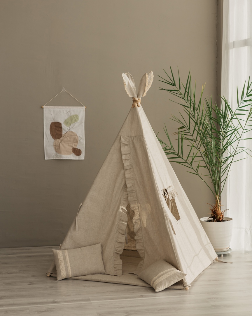 Детский игровой Вигвам Саваня с ковриком и подушкой из льна, с рюшами серый игровая палатка дом снов вигвам светло серый серлен1