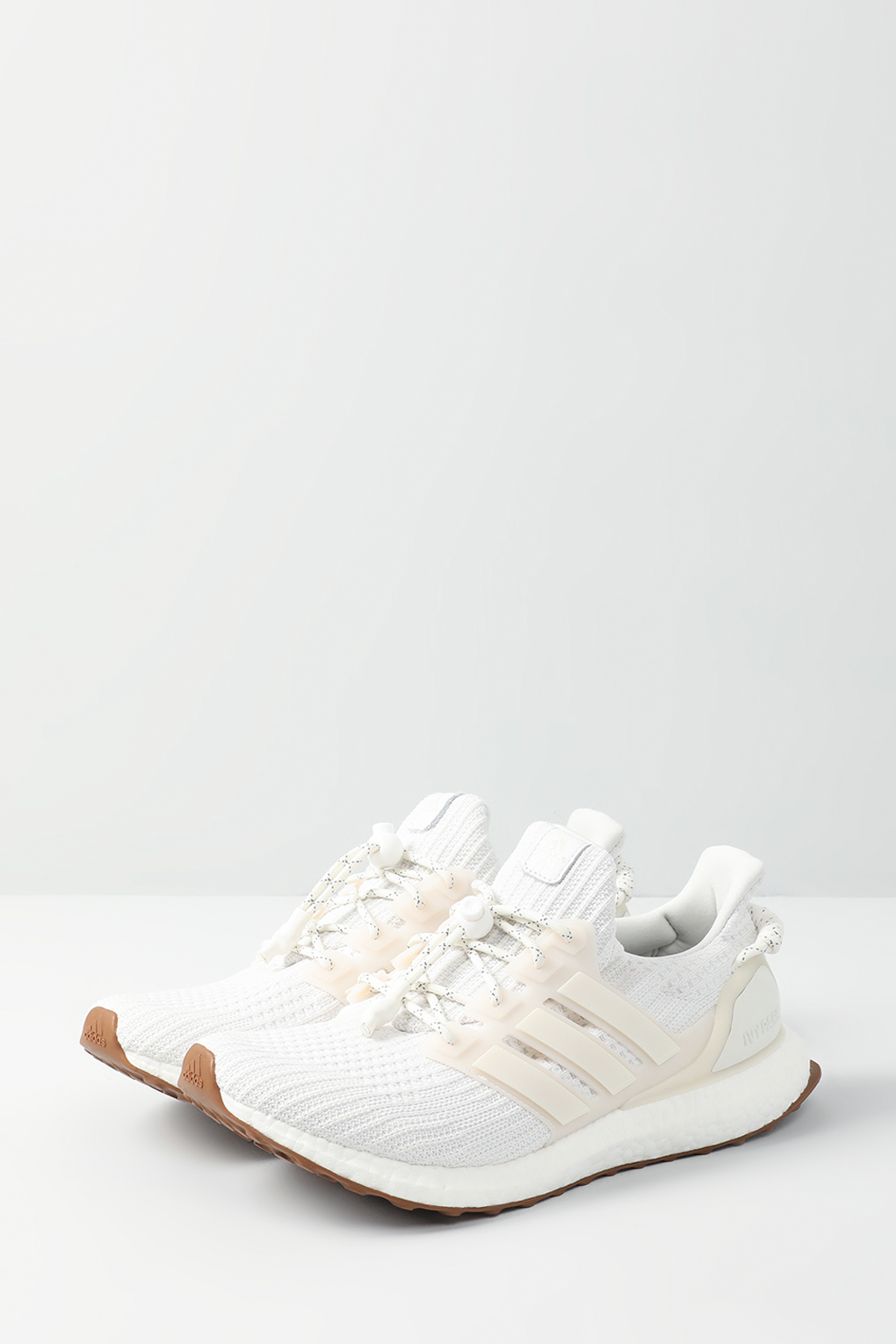 

Кроссовки мужские Adidas GX5370 белые 4 UK, Белый, GX5370