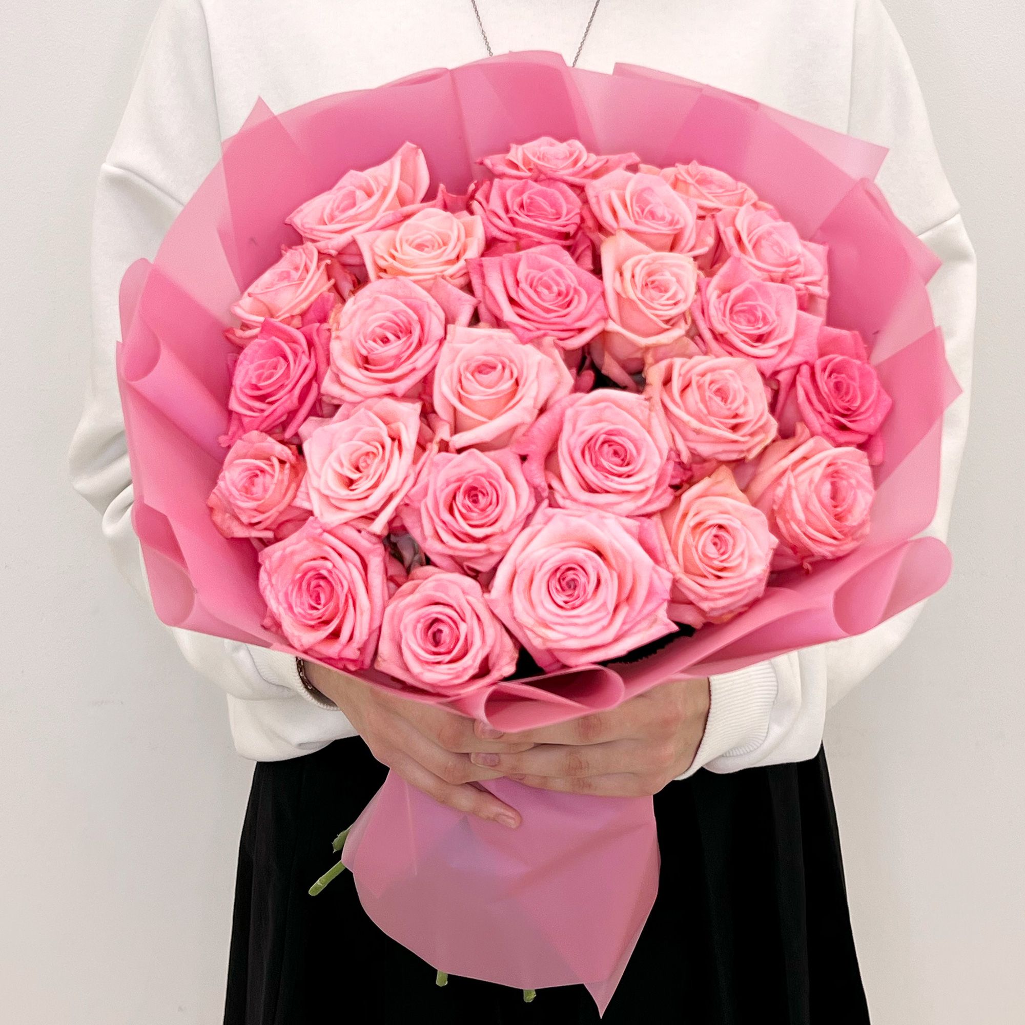 

Монобукет Лэтуаль Flowers роза 40 см 25 шт. розовый Праздничный FLW001190, Праздничный