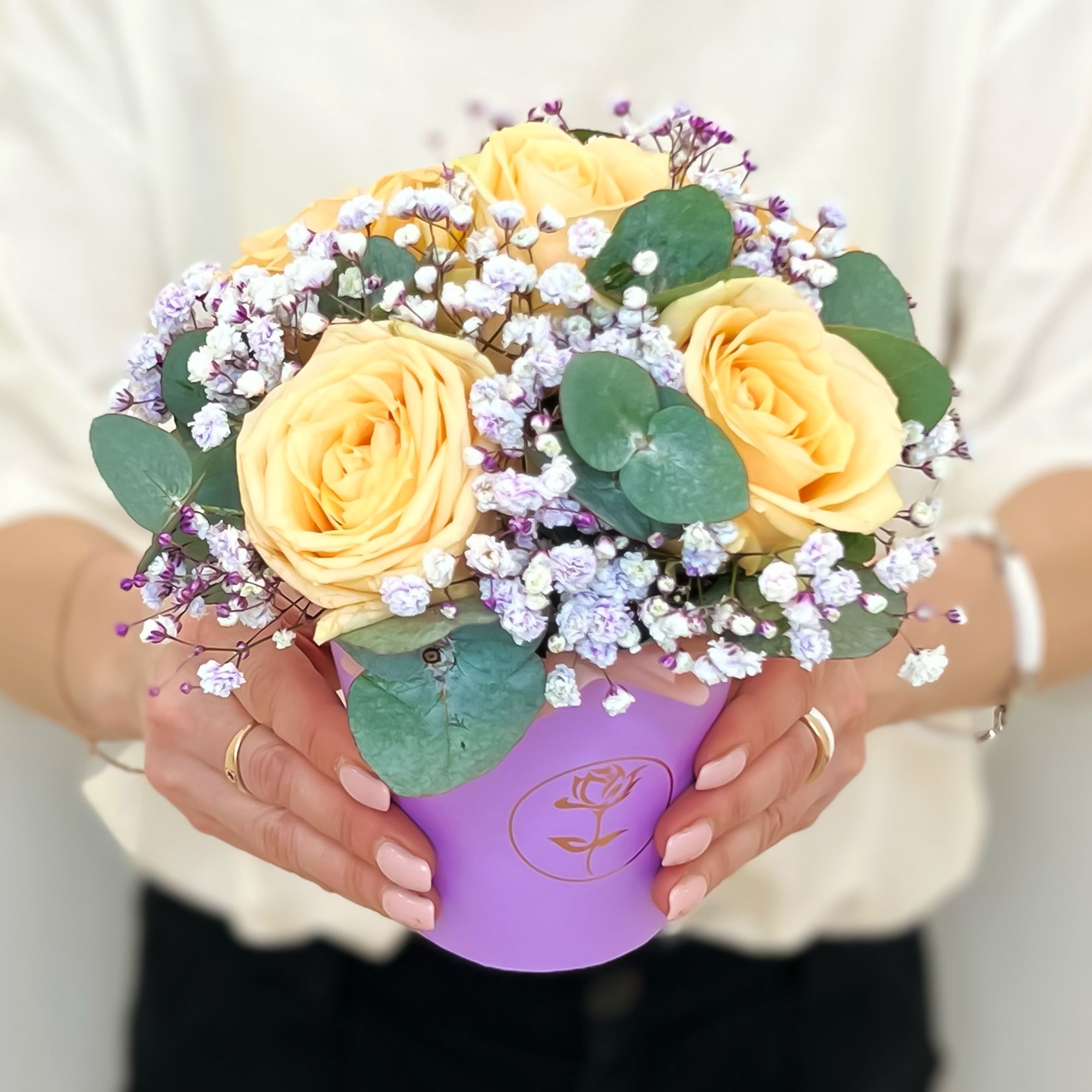 

Букет цветов Лэтуаль Flowers роза 20 см желтый Нимфа, Нимфа