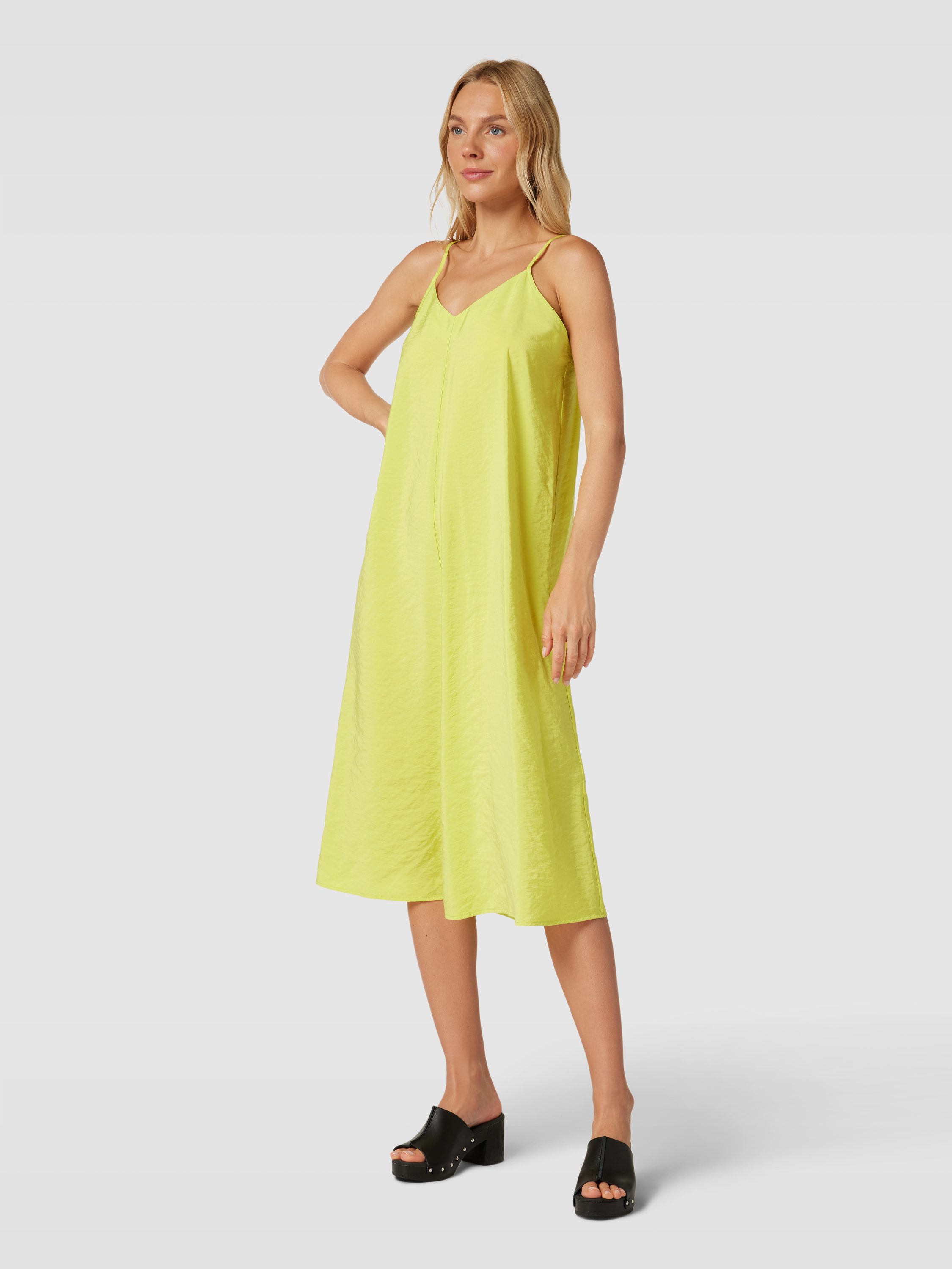 

Платье женское Vero Moda 1804691 голубое S доставка из-за рубежа, Желтый, 1804691