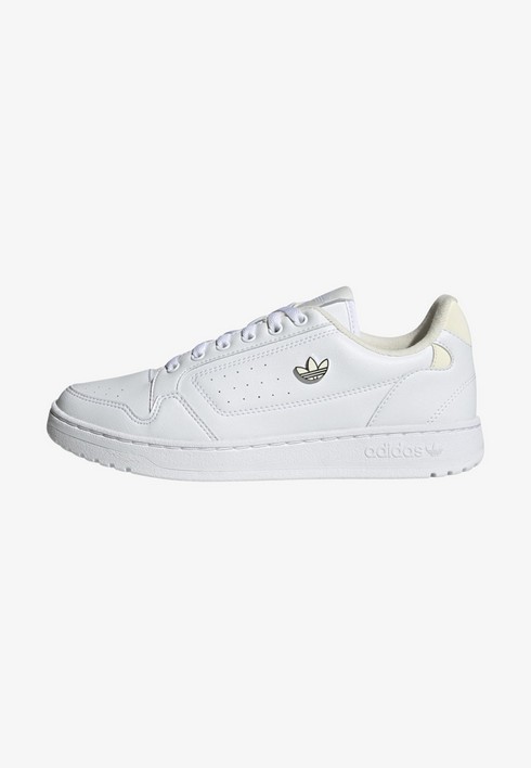 

Кеды женские Adidas Originals Trainers белые 37 1/3 EU (доставка из-за рубежа), Белый, Trainers