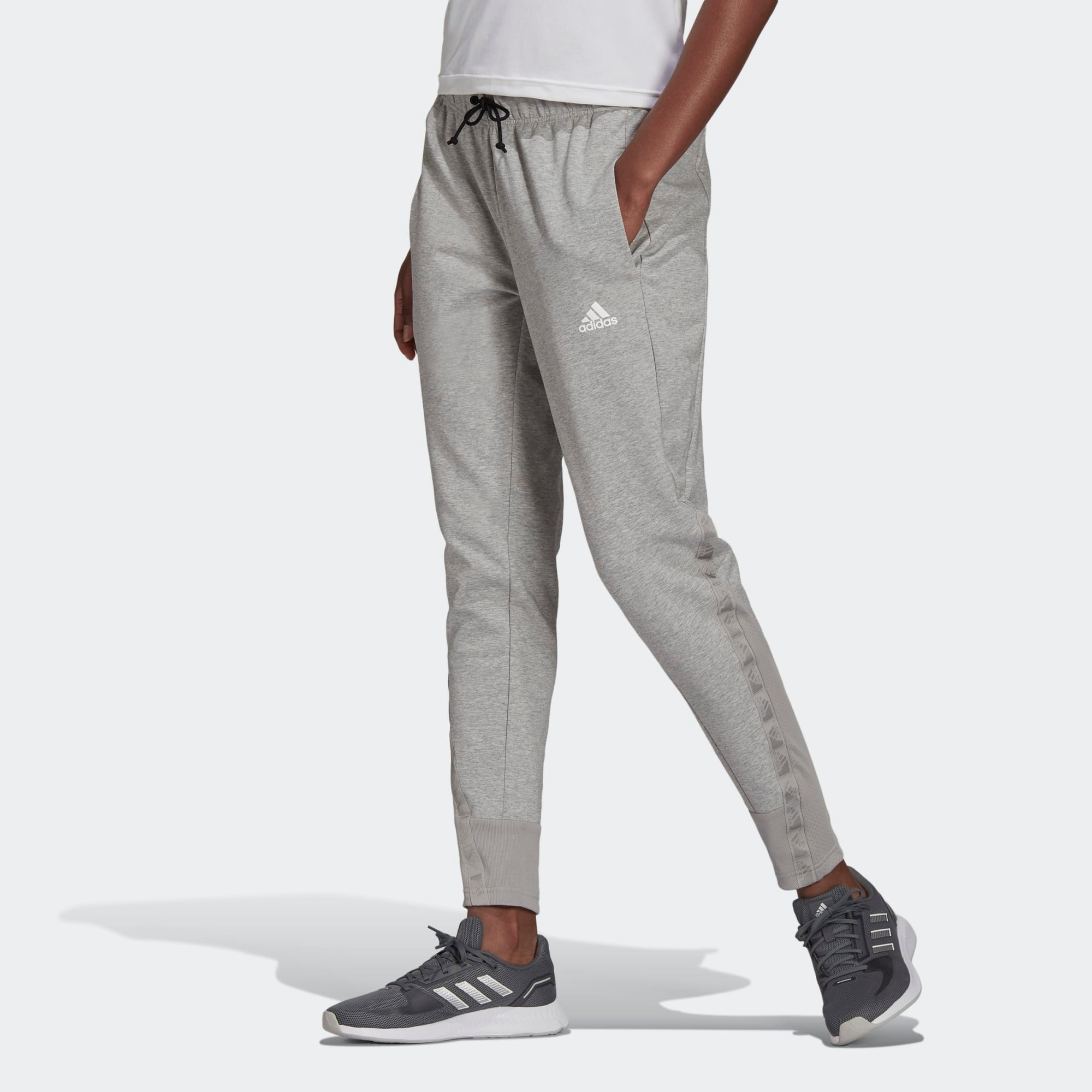 

Спортивные брюки женские Adidas H10200 серые XL, H10200