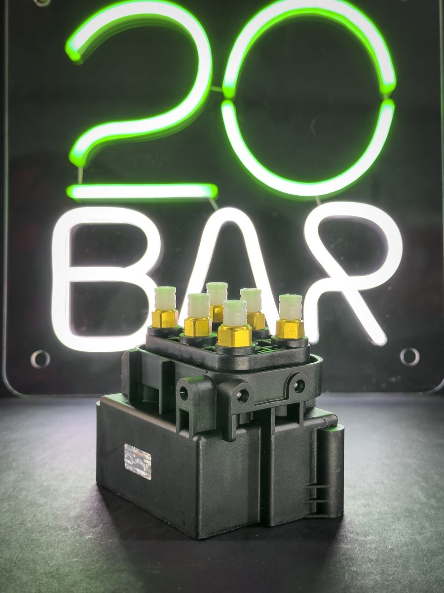 

Блок клапанов пневмоподвески 20bar Mercedes E W212 2009-2016