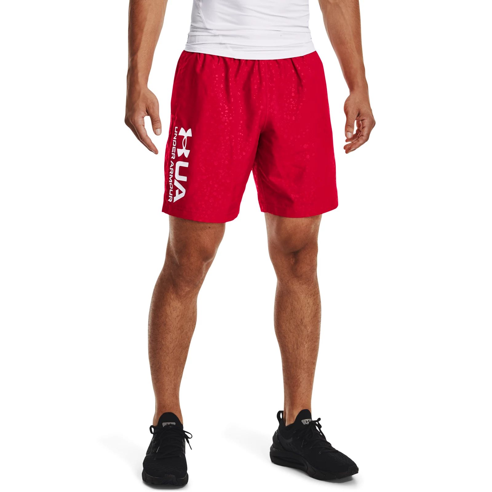 

Шорты мужские Under Armour 1361432-600 красные S/M, 1361432-600