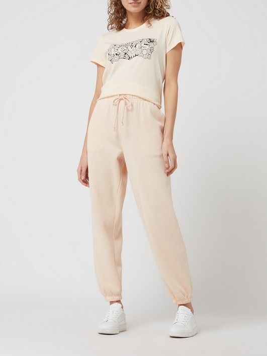

Спортивные брюки женские Levi's 14782411 розовые XS, Розовый, 14782411