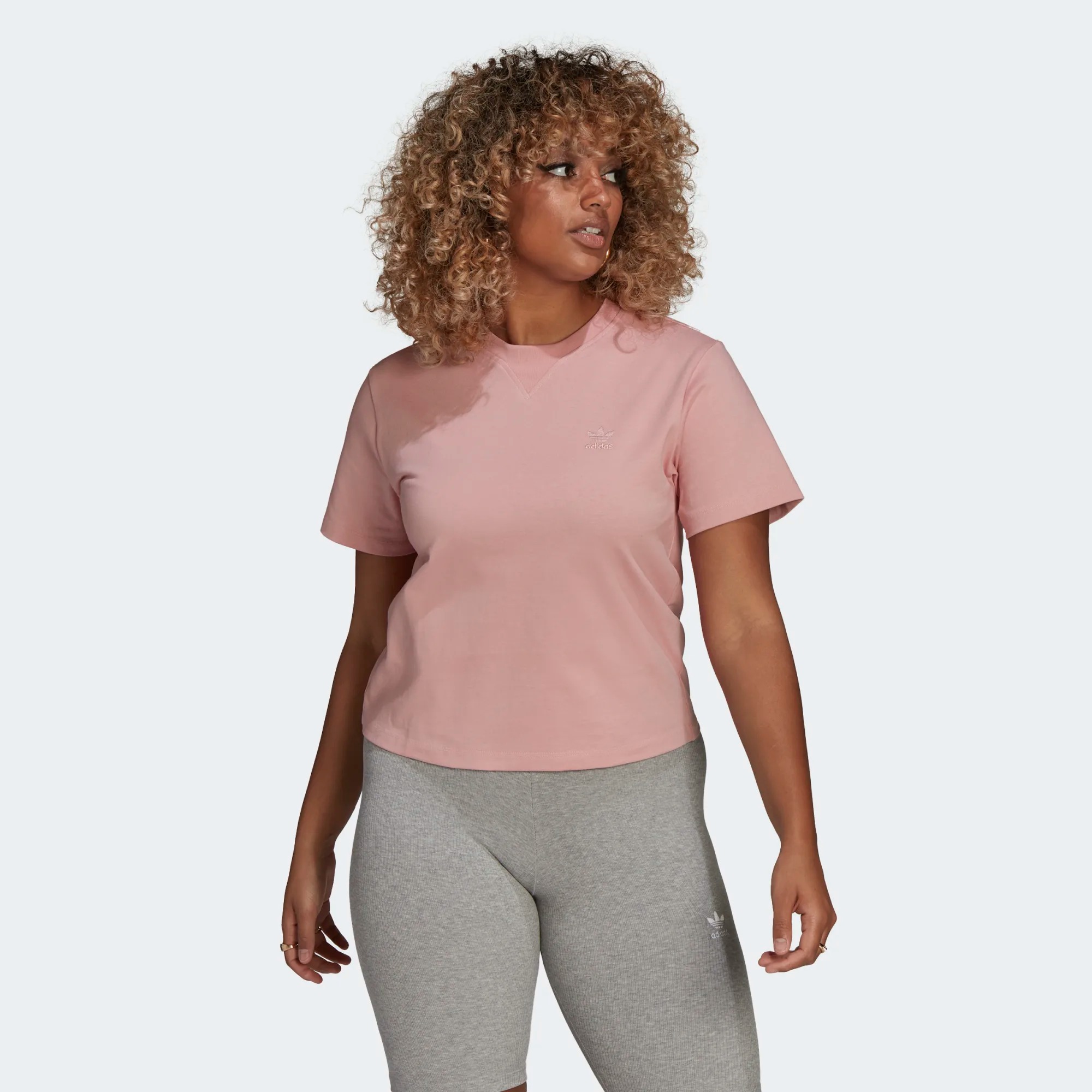

Футболка женская Adidas HE689 розовая 36 DE, Розовый, HE689