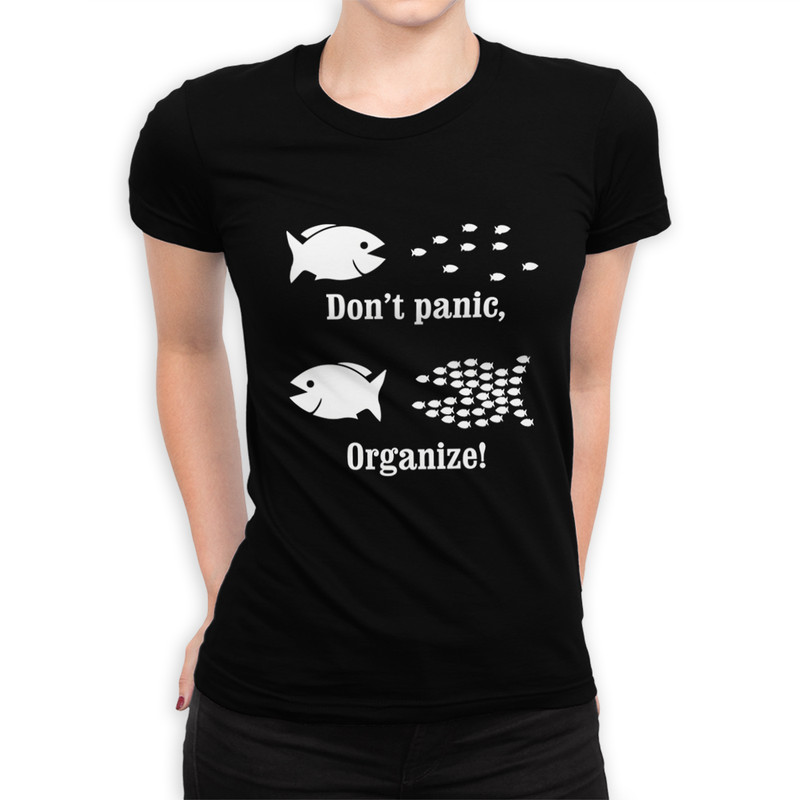 

Футболка женская Dream Shirts Рыбки - Don't Panic, Organize 42865111 черная 2XL, Рыбки - Don't Panic, Organize 42865111