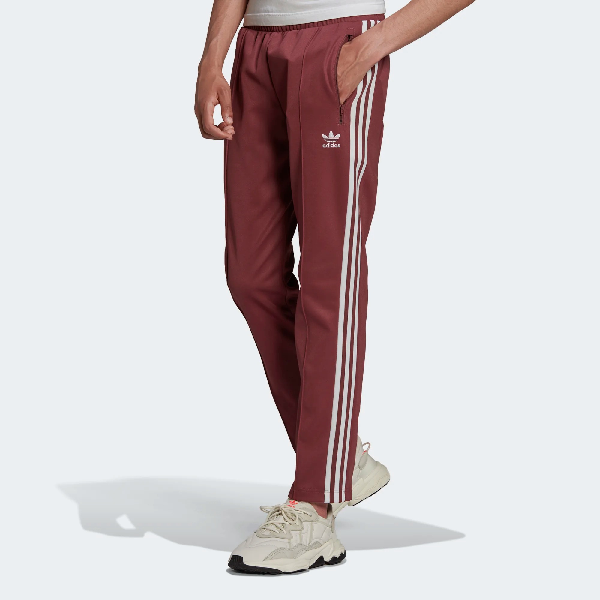 Спортивные брюки мужские Adidas HB9440 бордовые M